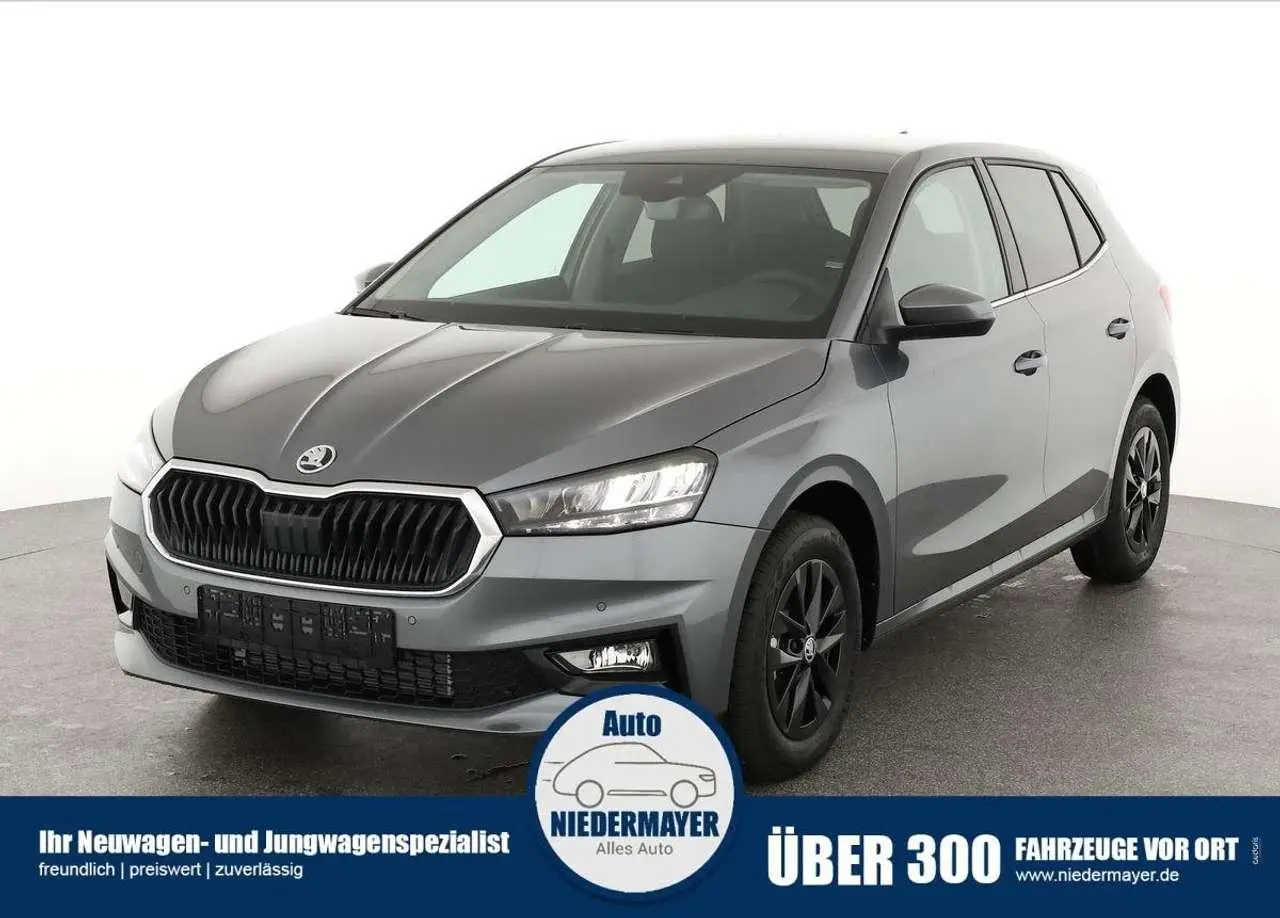 Photo 1 : Skoda Fabia 2024 Petrol