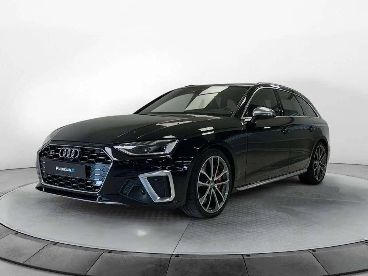 Photo 1 : Audi S4 2019 Hybride