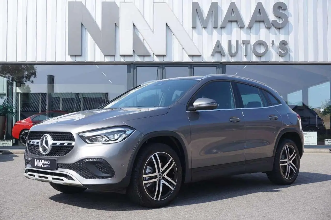 Photo 1 : Mercedes-benz Classe Gla 2021 Hybrid