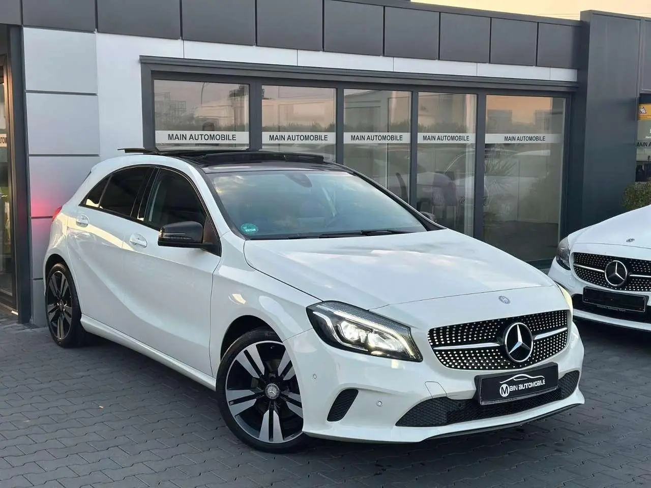 Photo 1 : Mercedes-benz Classe A 2016 Petrol