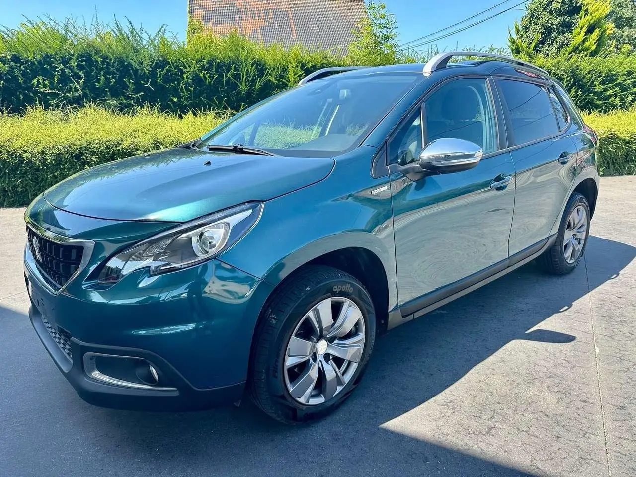 Photo 1 : Peugeot 2008 2019 Essence