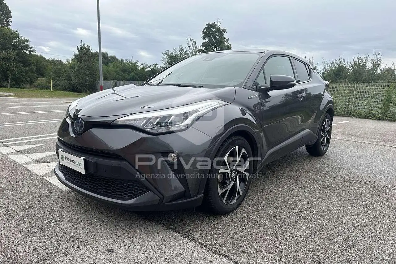 Photo 1 : Toyota C-hr 2021 Hybride