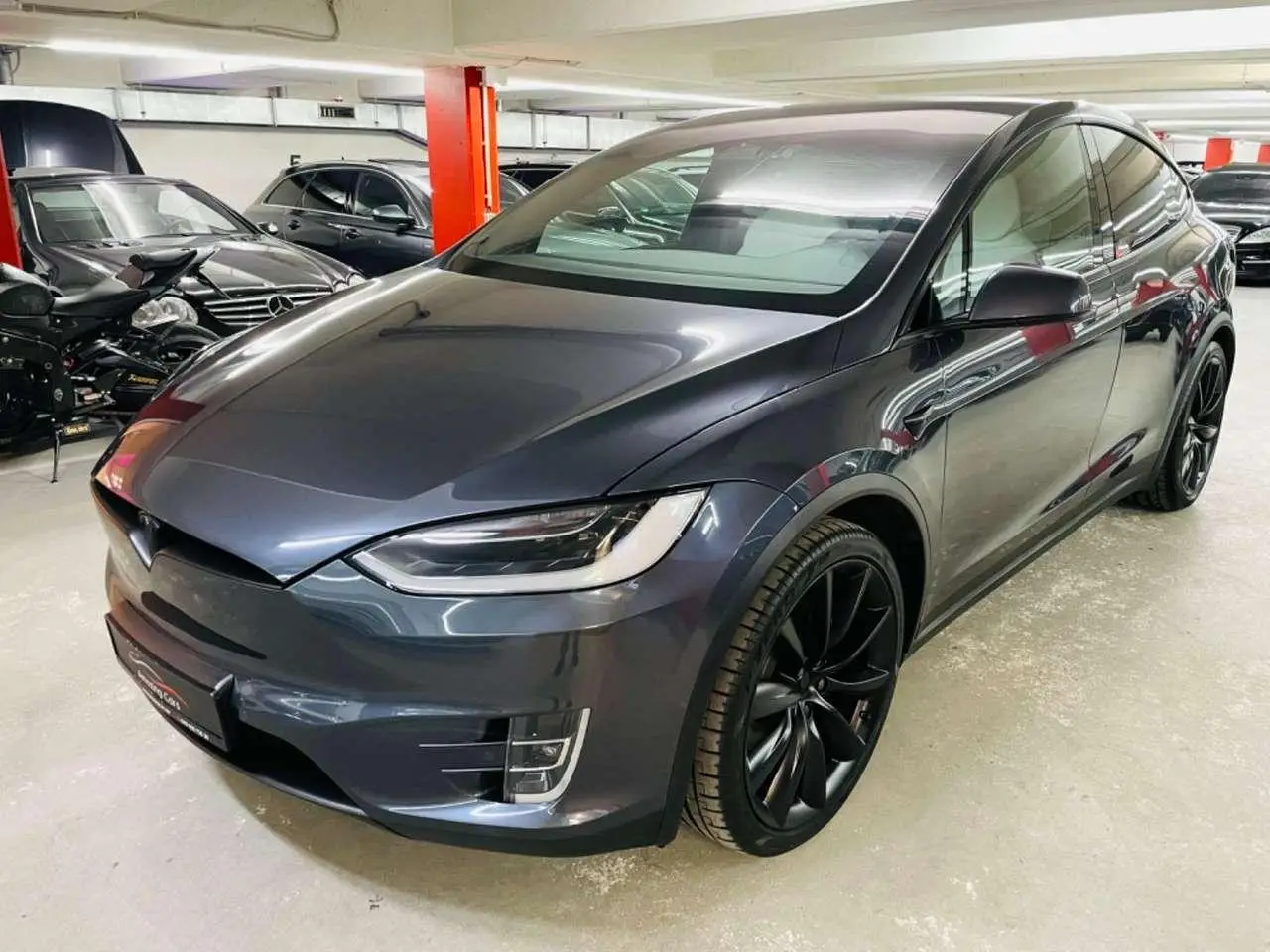 Photo 1 : Tesla Model X 2018 Électrique