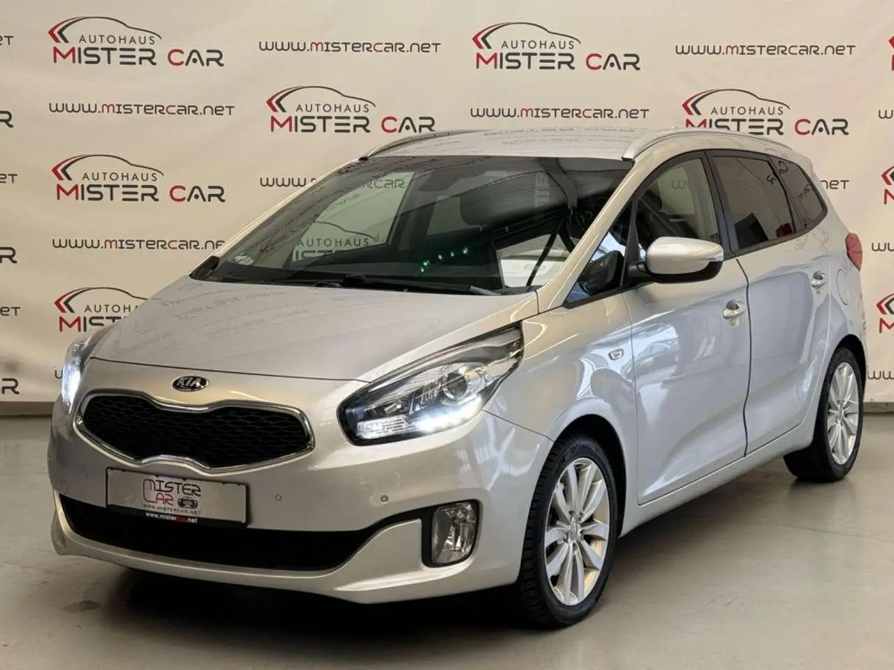 Photo 1 : Kia Carens 2015 Diesel