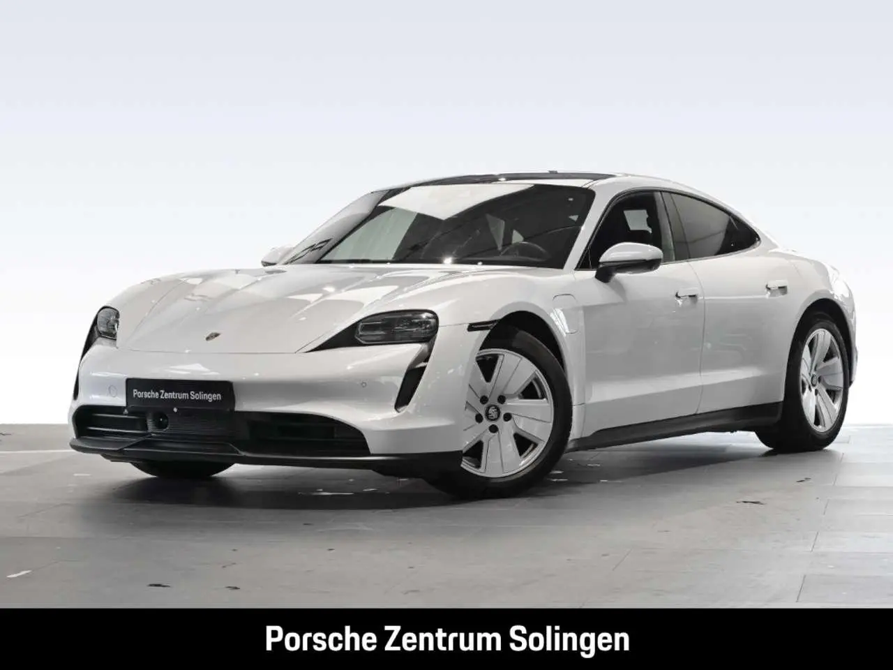 Photo 1 : Porsche Taycan 2023 Électrique