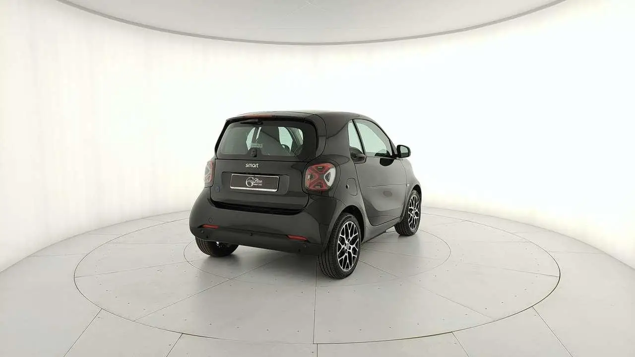 Photo 1 : Smart Fortwo 2021 Électrique