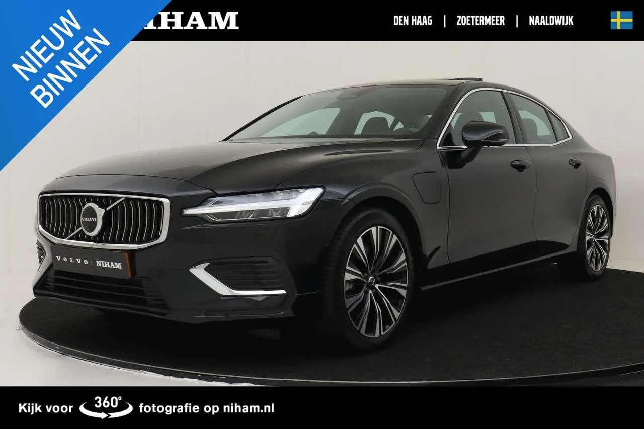 Photo 1 : Volvo S60 2024 Hybride