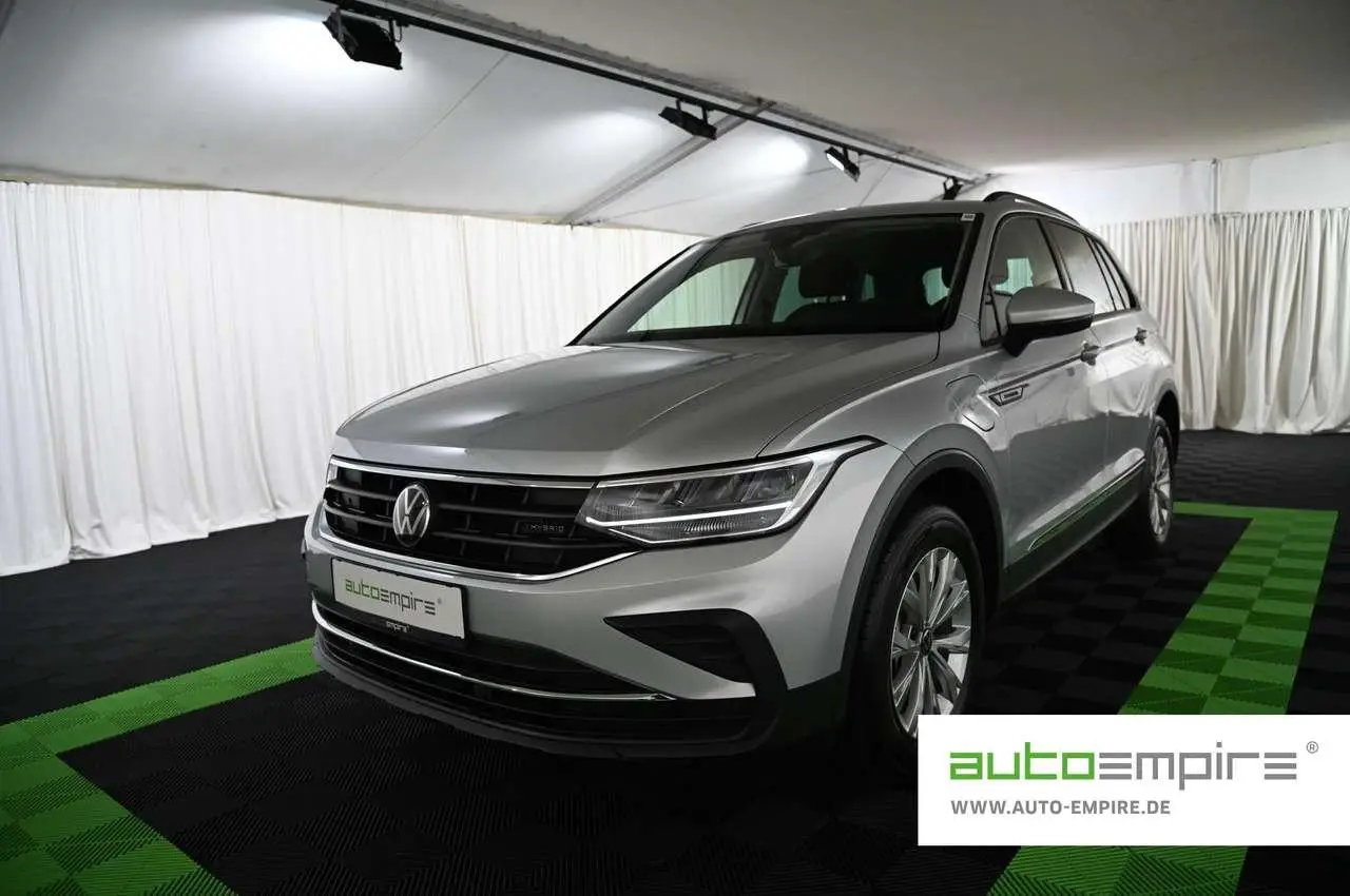 Photo 1 : Volkswagen Tiguan 2023 Hybrid