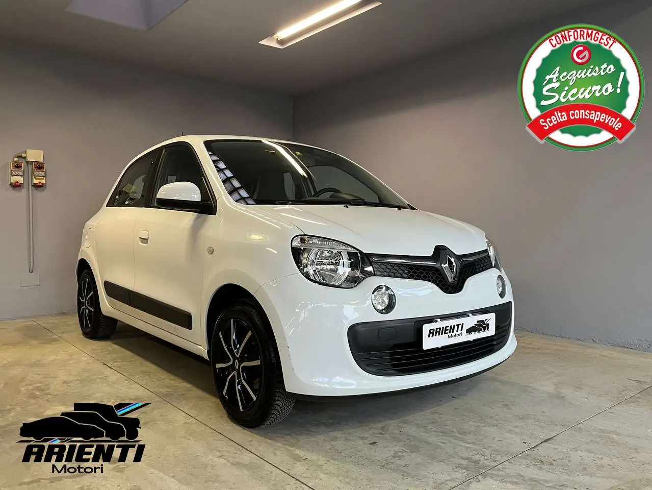 Photo 1 : Renault Twingo 2015 Petrol