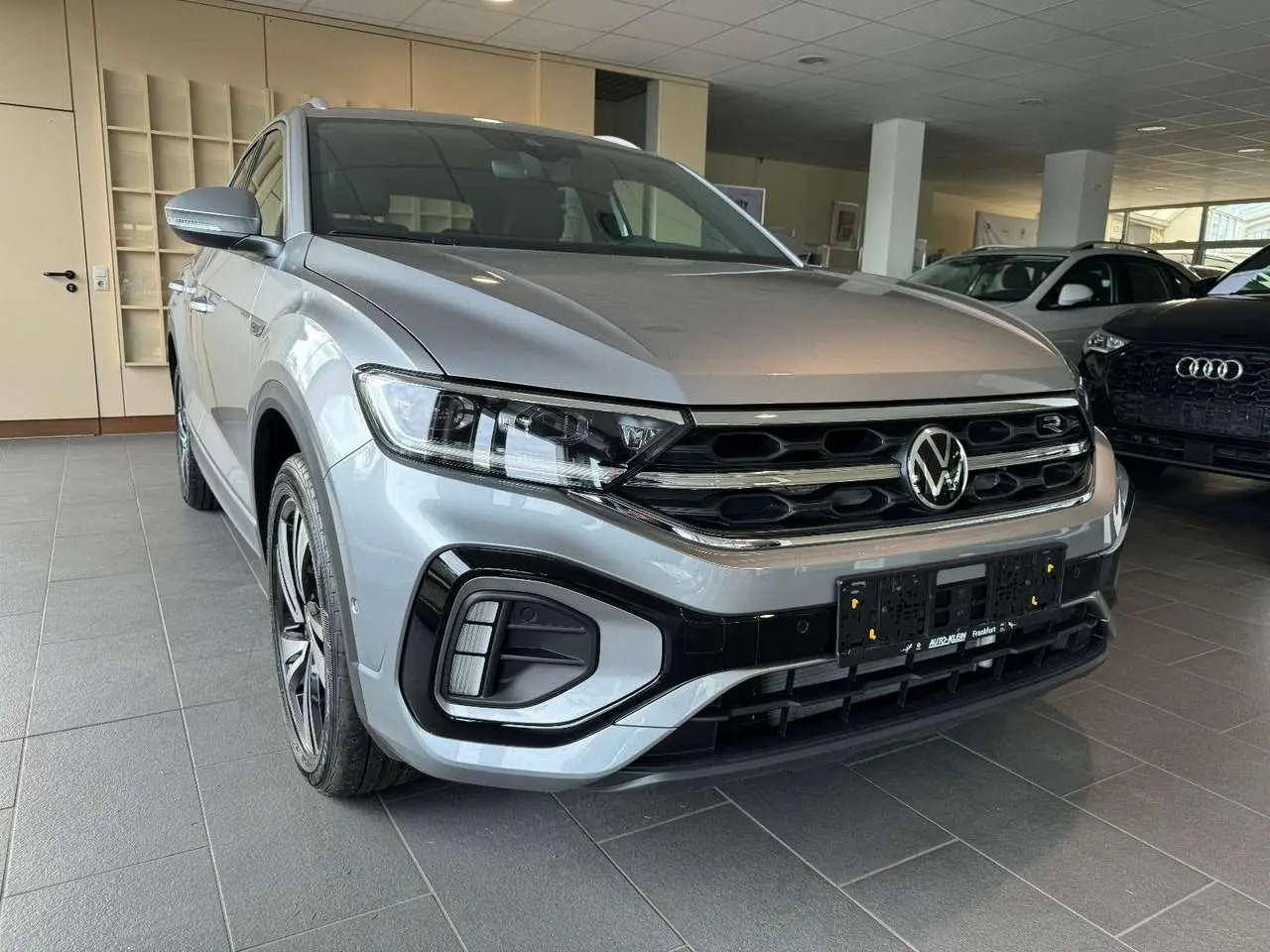 Photo 1 : Volkswagen T-roc 2024 Diesel