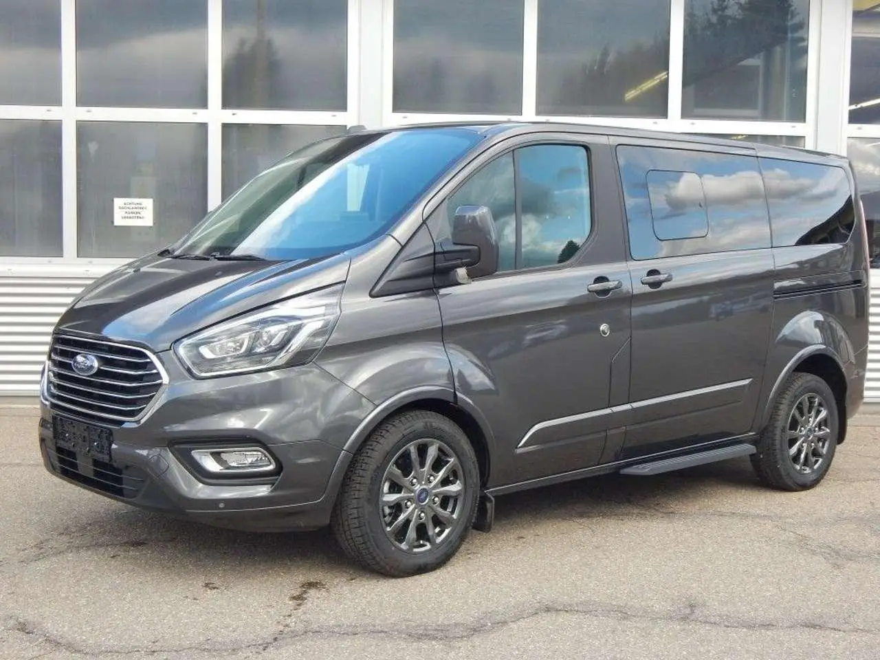 Photo 1 : Ford Tourneo 2023 Diesel