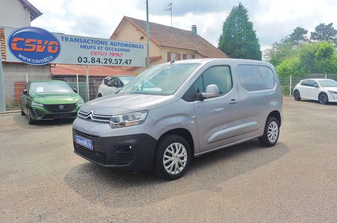 Photo 1 : Citroen Berlingo 2021 Essence