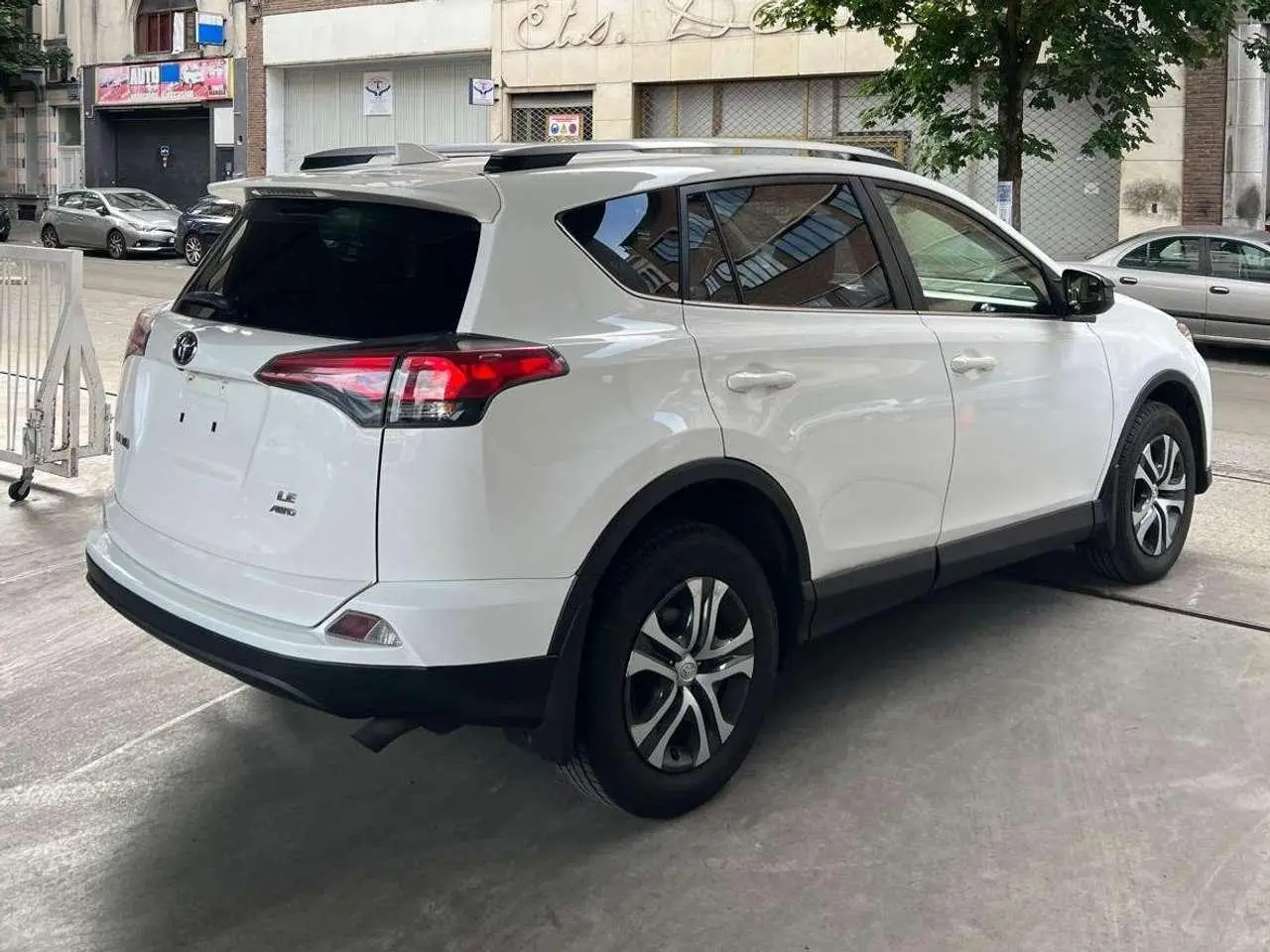 Photo 1 : Toyota Rav4 2017 Essence