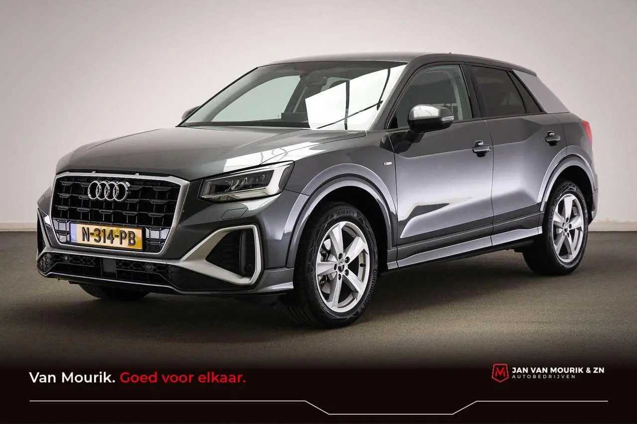 Photo 1 : Audi Q2 2021 Essence