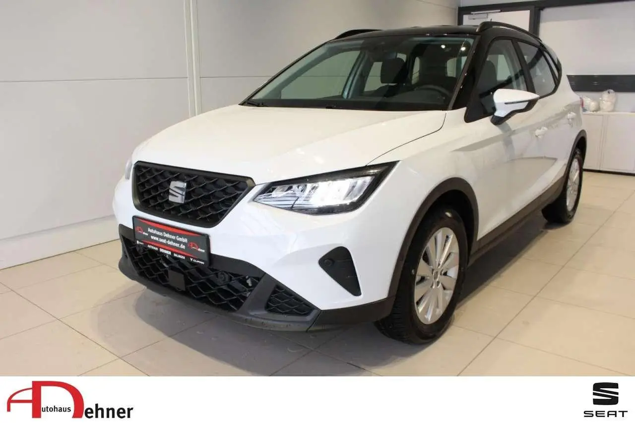 Photo 1 : Seat Arona 2024 Essence