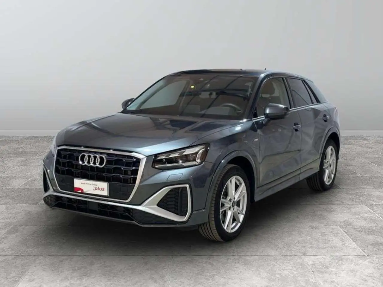 Photo 1 : Audi Q2 2024 Diesel