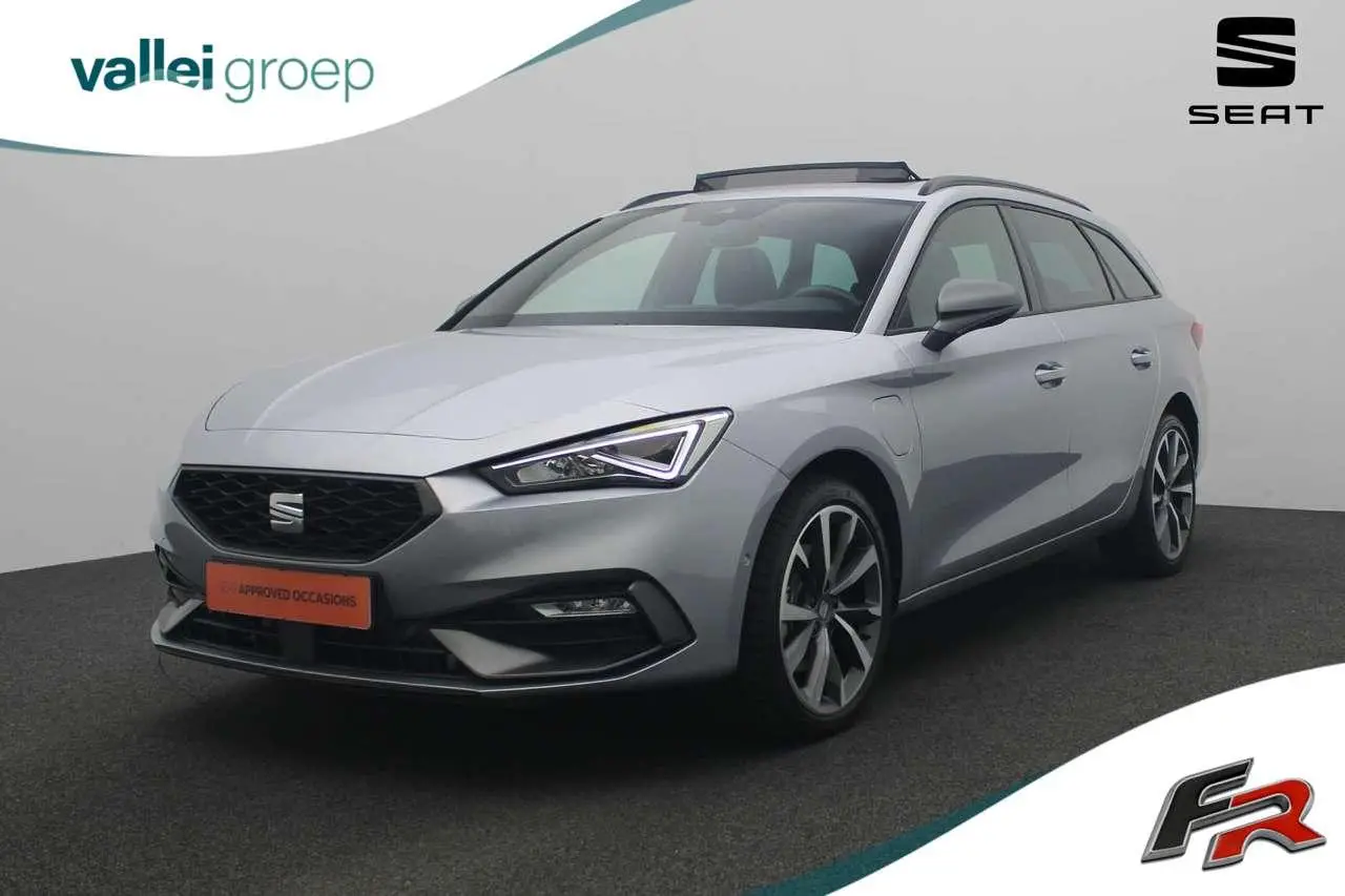 Photo 1 : Seat Leon 2023 Hybrid