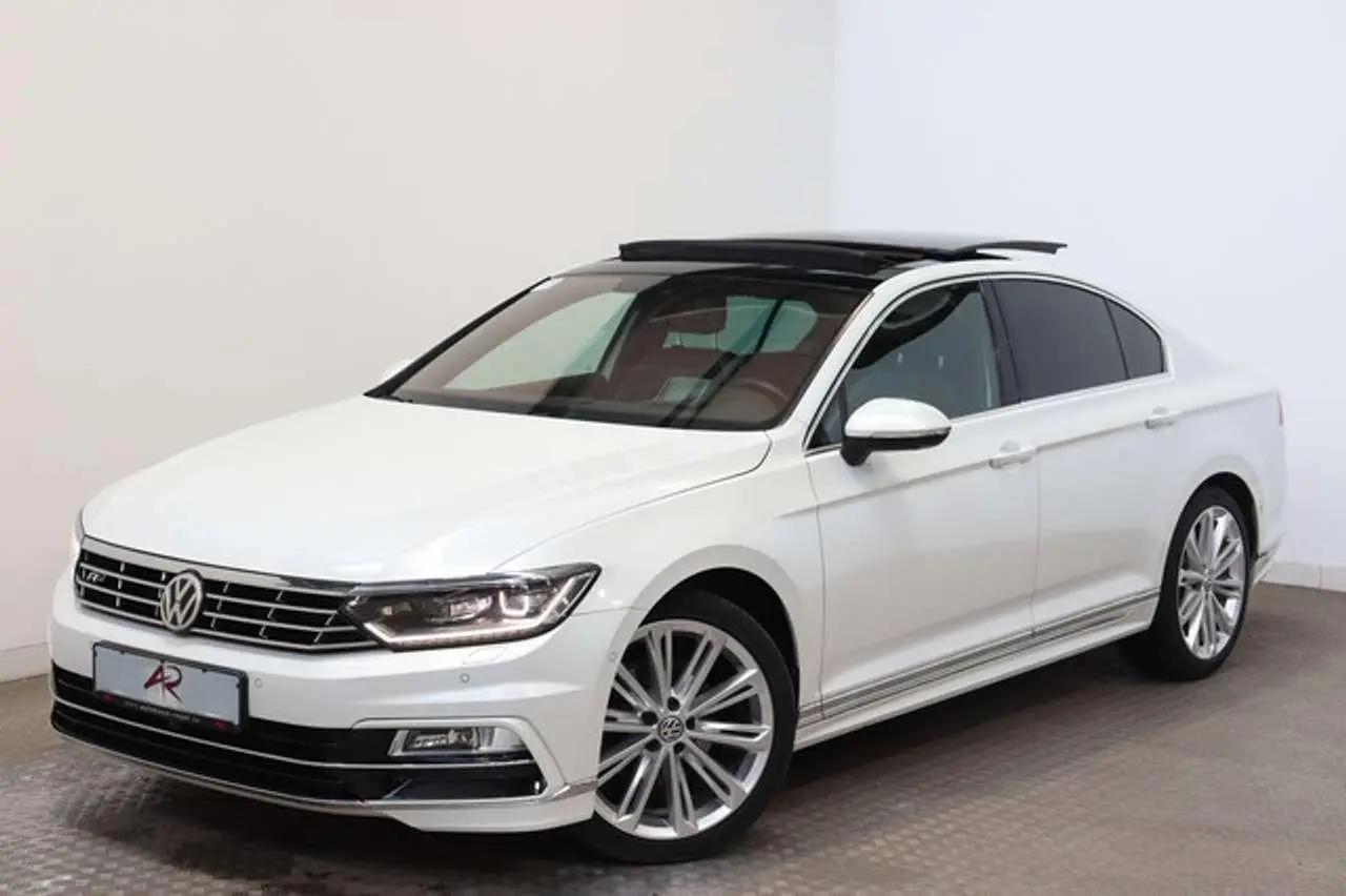 Photo 1 : Volkswagen Passat 2017 Diesel