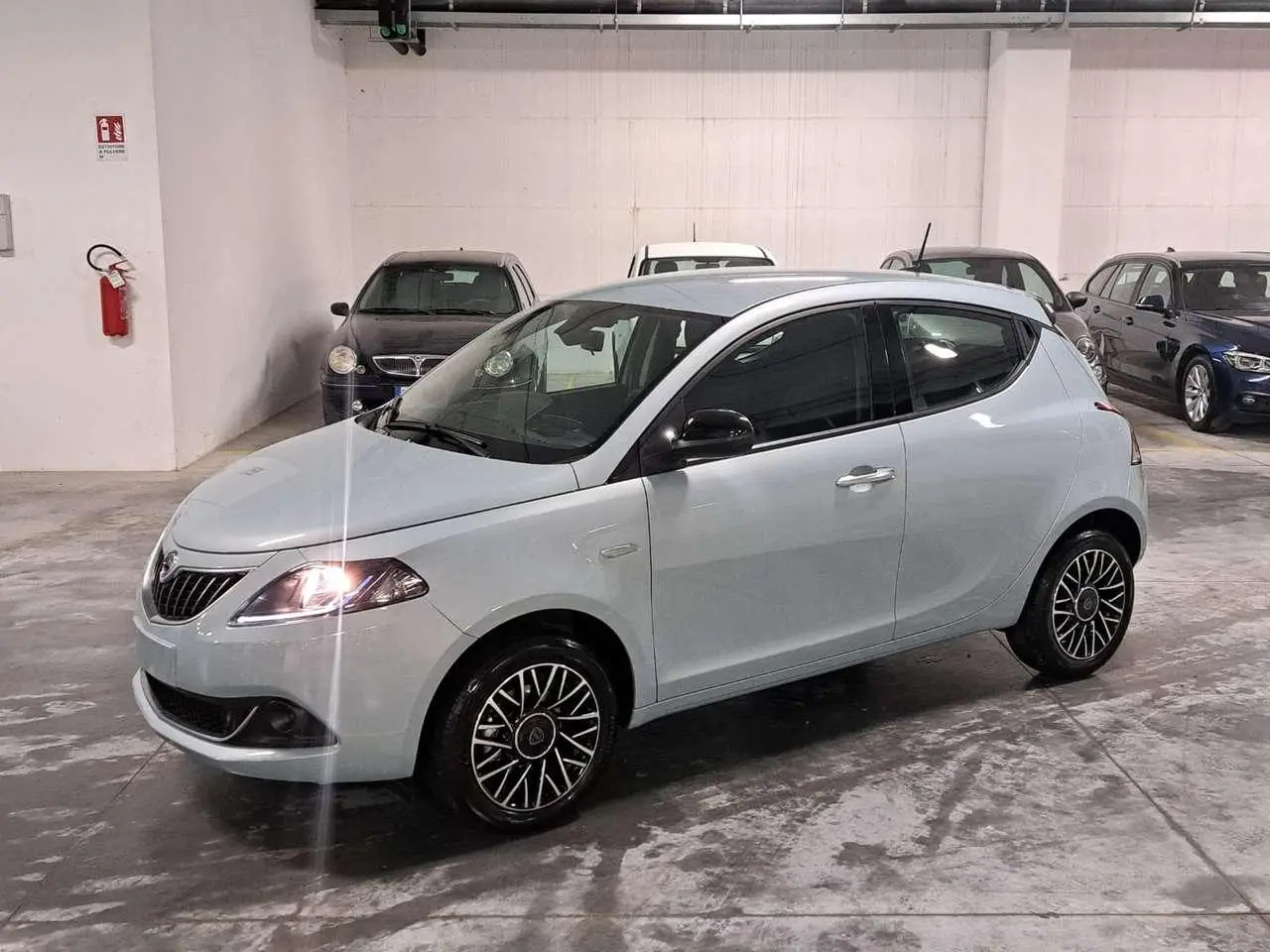 Photo 1 : Lancia Ypsilon 2024 Hybrid