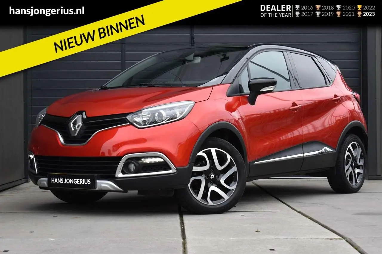 Photo 1 : Renault Captur 2016 Petrol