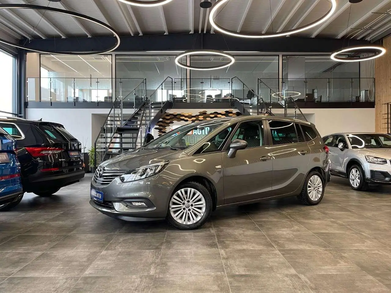 Photo 1 : Opel Zafira 2018 Diesel