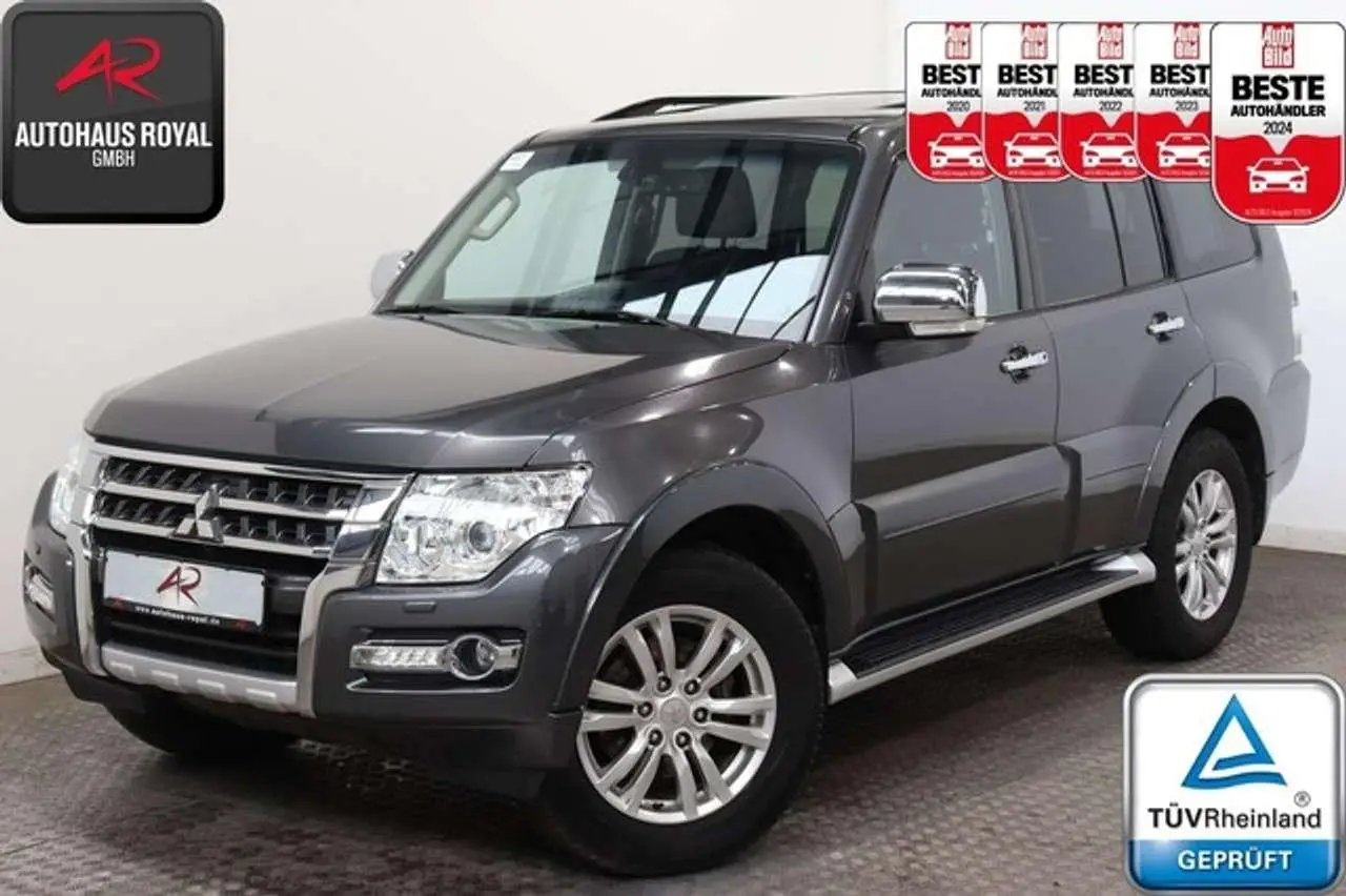 Photo 1 : Mitsubishi Pajero 2017 Diesel