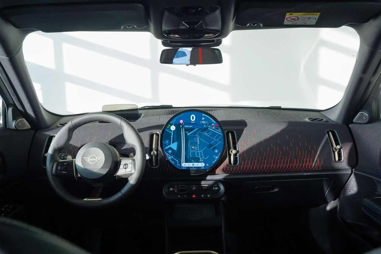 Photo 1 : Mini John Cooper Works 2024 Essence