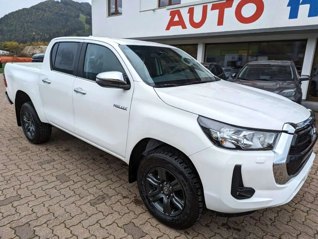 Photo 1 : Toyota Hilux 2024 Diesel