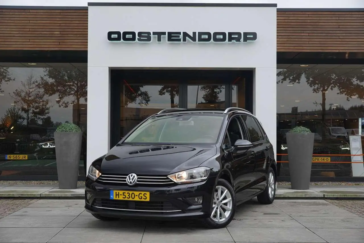 Photo 1 : Volkswagen Golf 2015 Essence