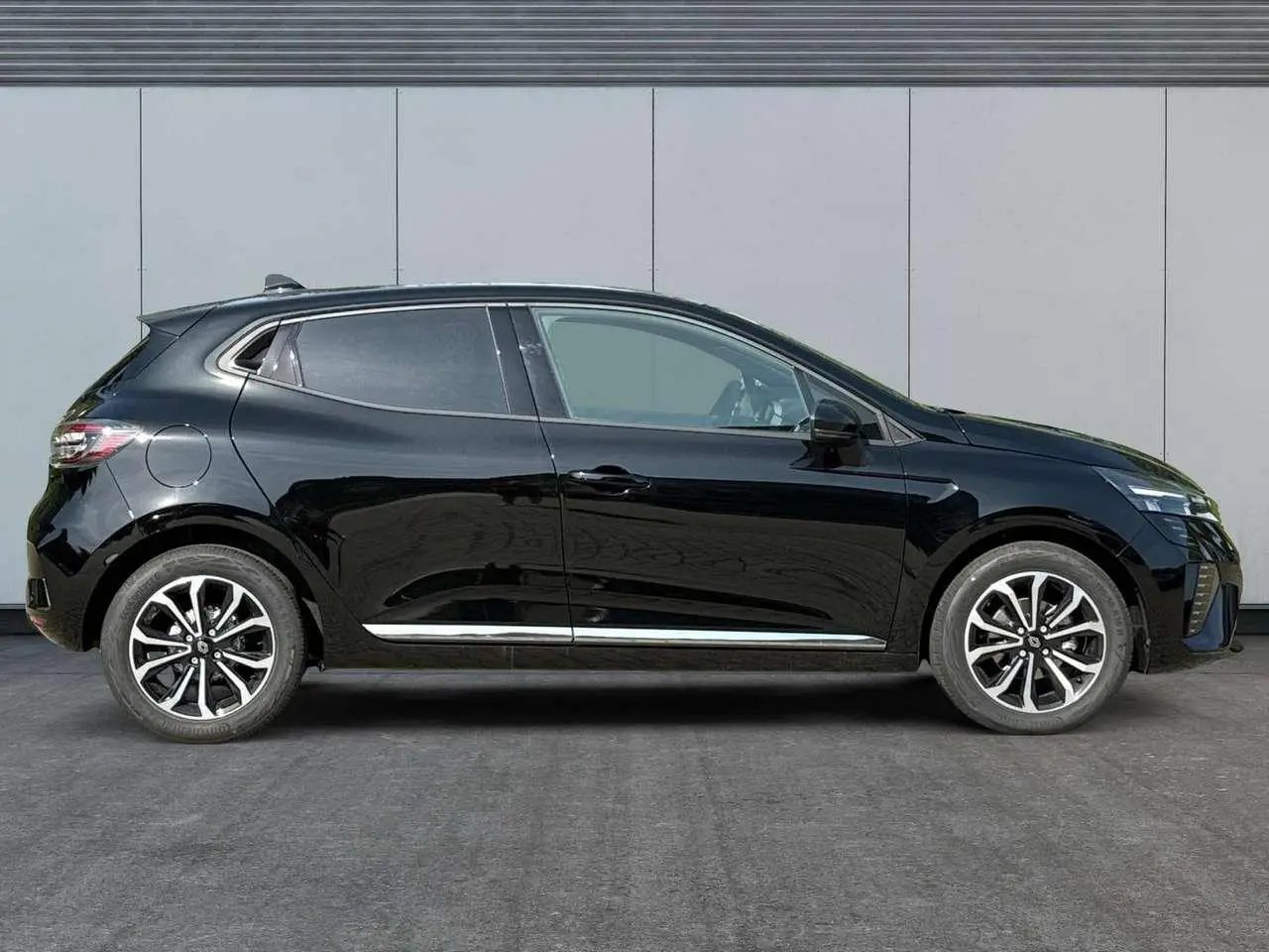 Photo 1 : Renault Clio 2024 Essence