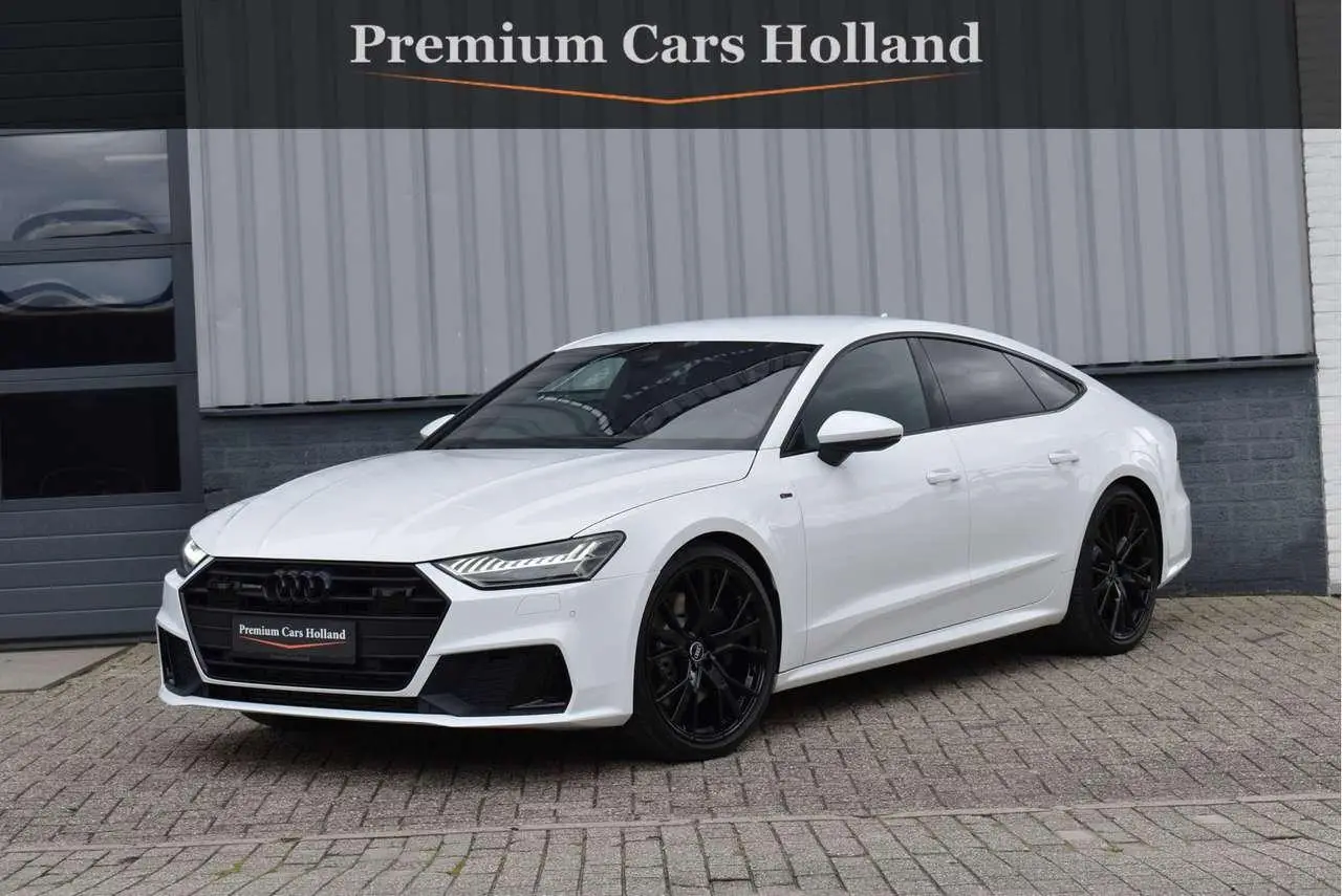 Photo 1 : Audi A7 2018 Essence