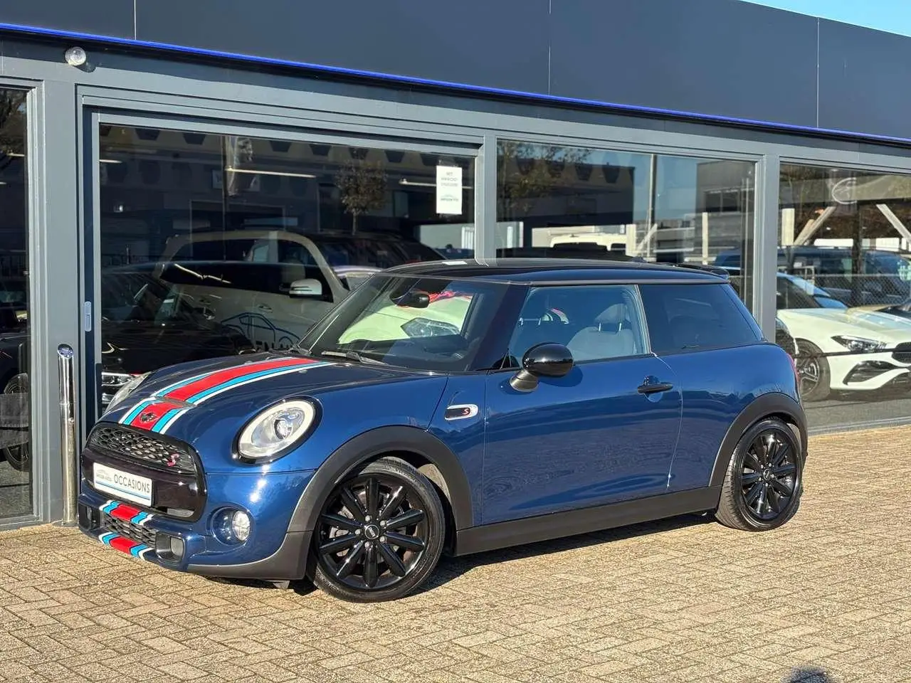 Photo 1 : Mini Cooper 2016 Petrol