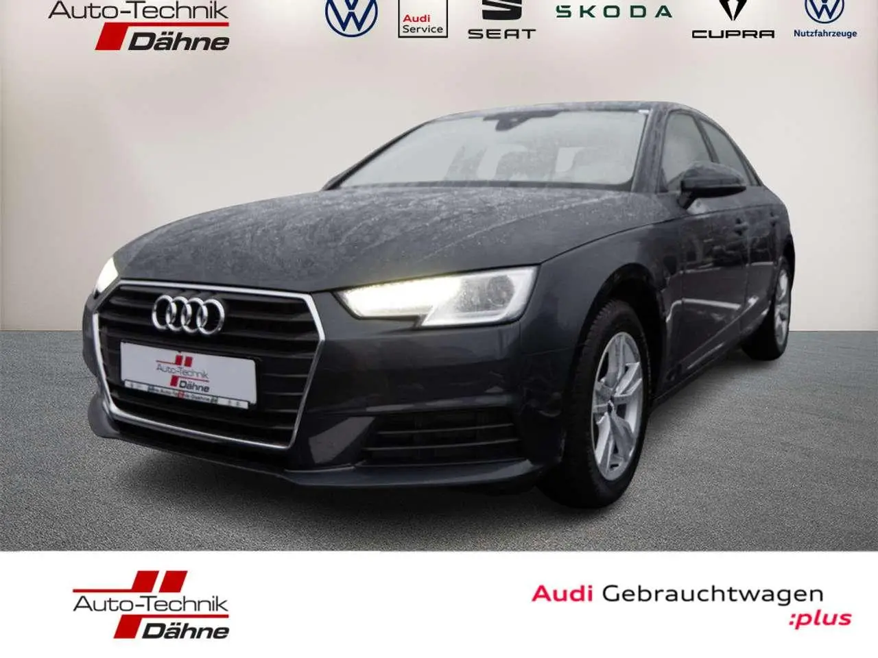 Photo 1 : Audi A4 2016 Petrol