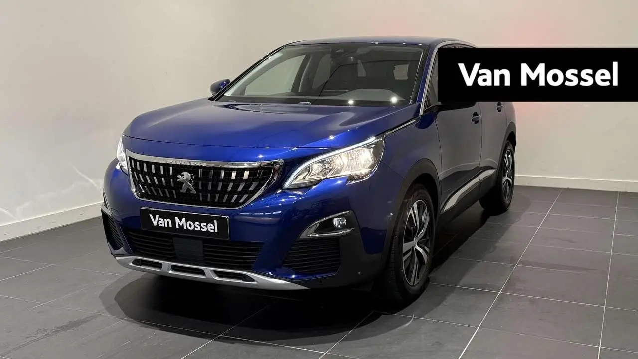 Photo 1 : Peugeot 3008 2019 Petrol