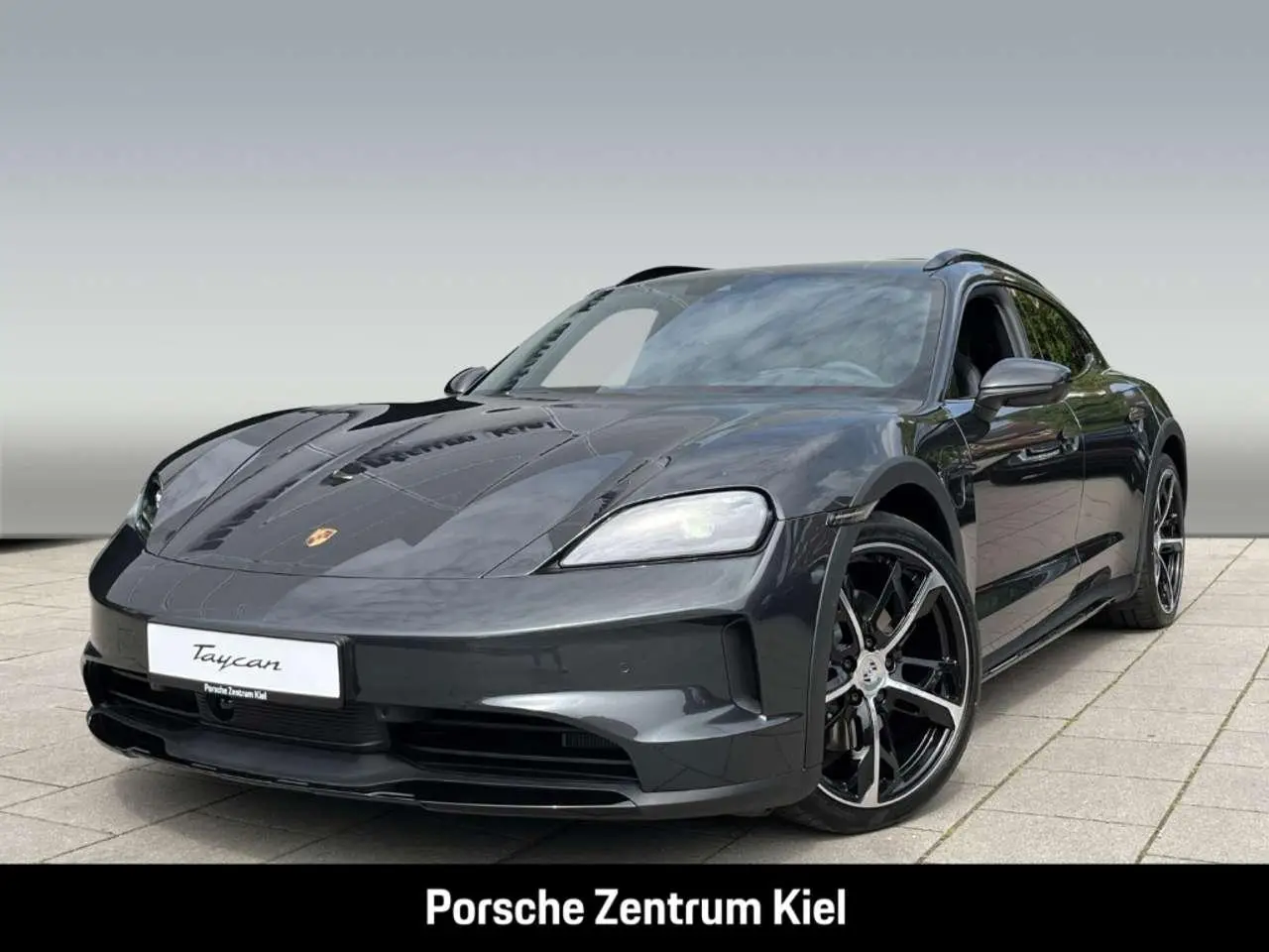 Photo 1 : Porsche Taycan 2024 Electric