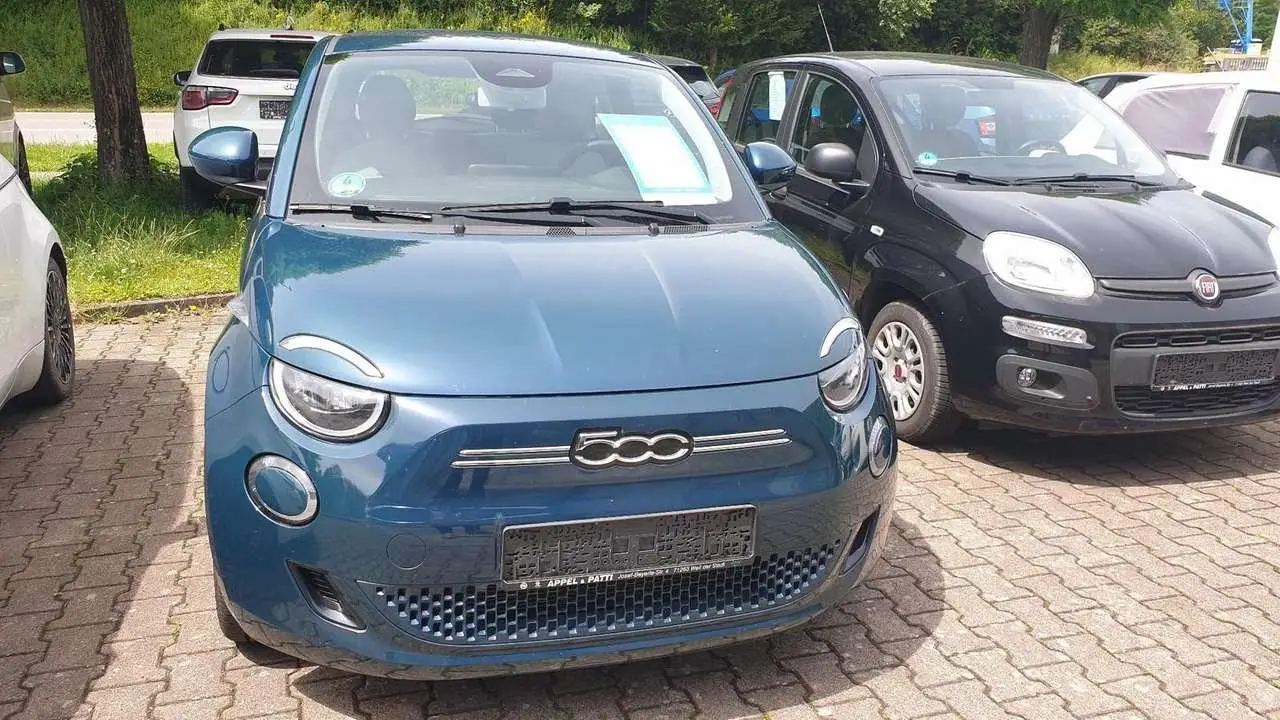 Photo 1 : Fiat 500 2022 Électrique