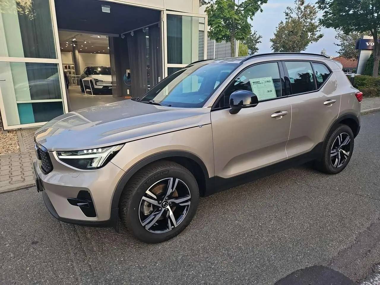 Photo 1 : Volvo Xc40 2023 Essence