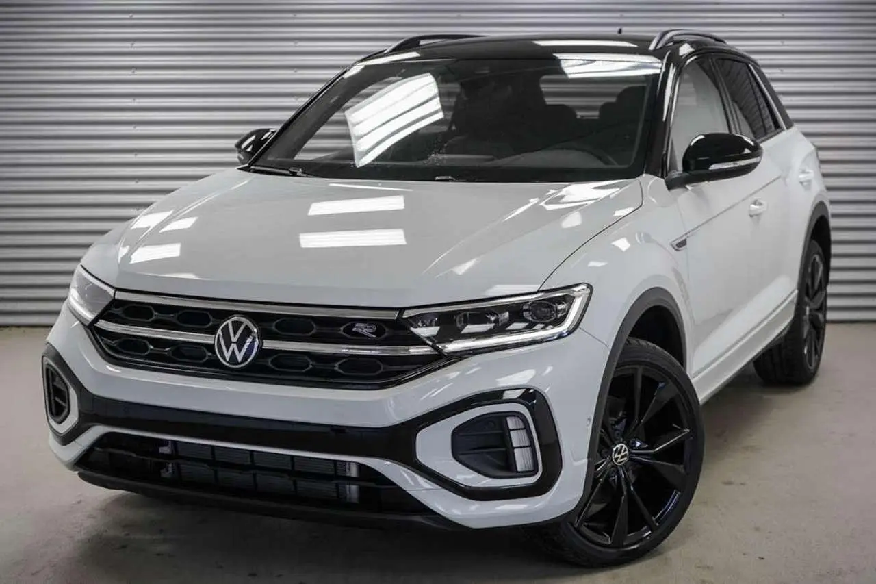 Photo 1 : Volkswagen T-roc 2024 Essence