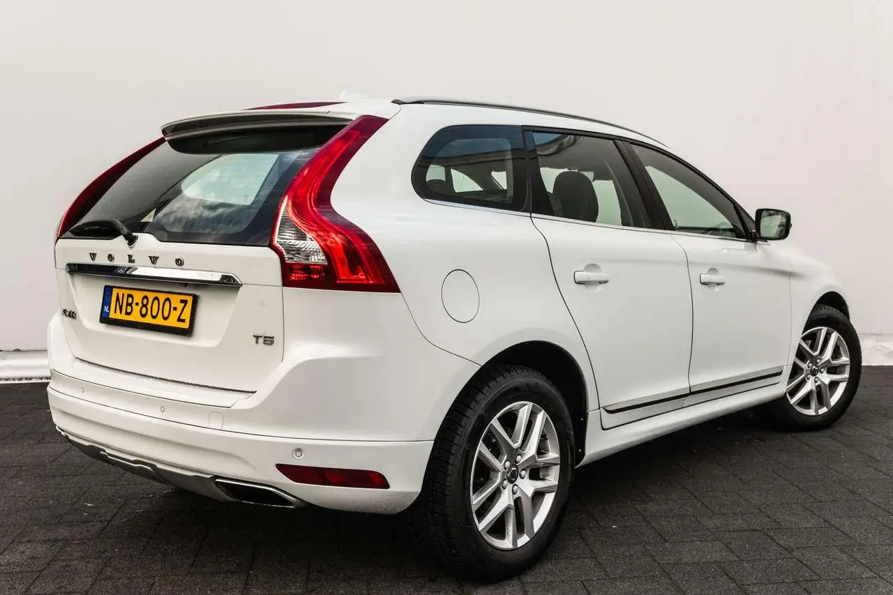 Photo 1 : Volvo Xc60 2017 Petrol