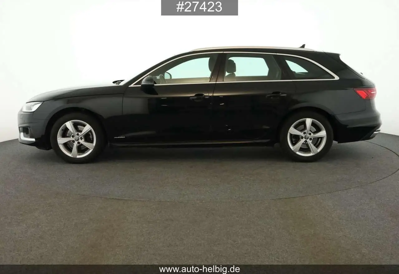 Photo 1 : Audi A4 2020 Autres