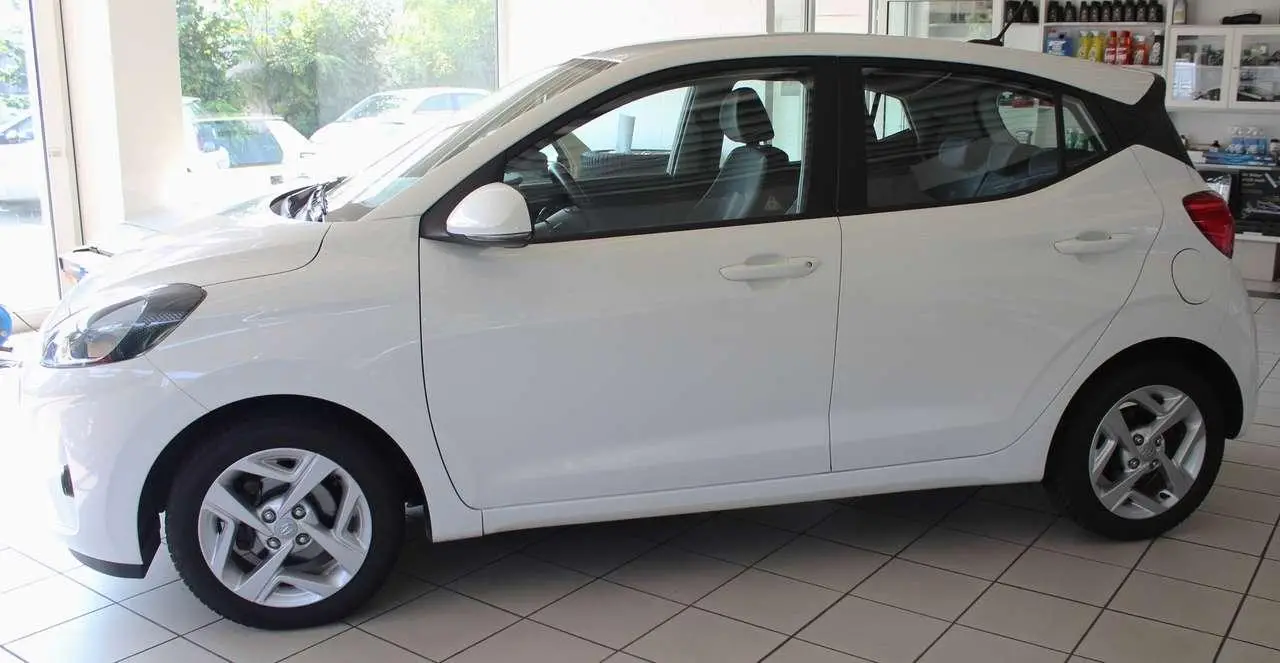 Photo 1 : Hyundai I10 2022 Essence