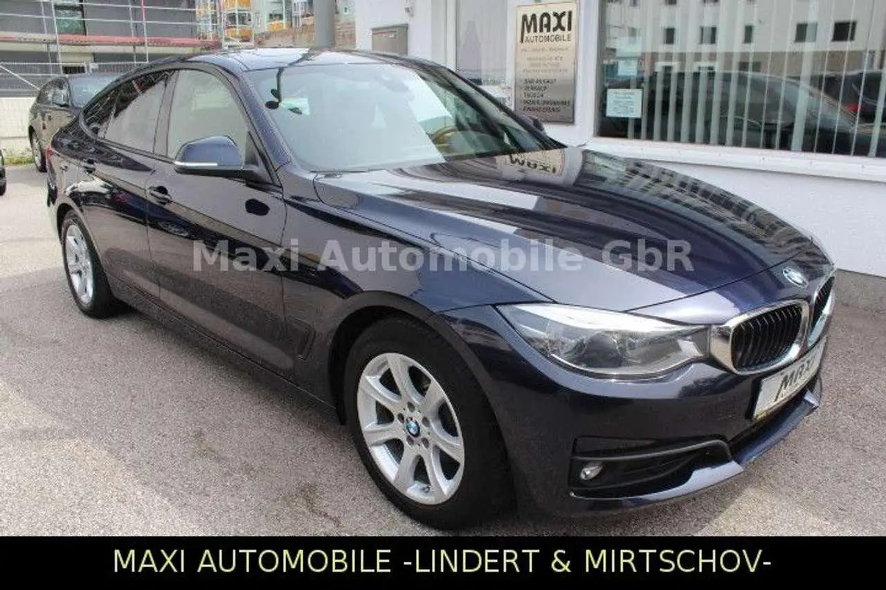 Photo 1 : Bmw Serie 3 2019 Diesel