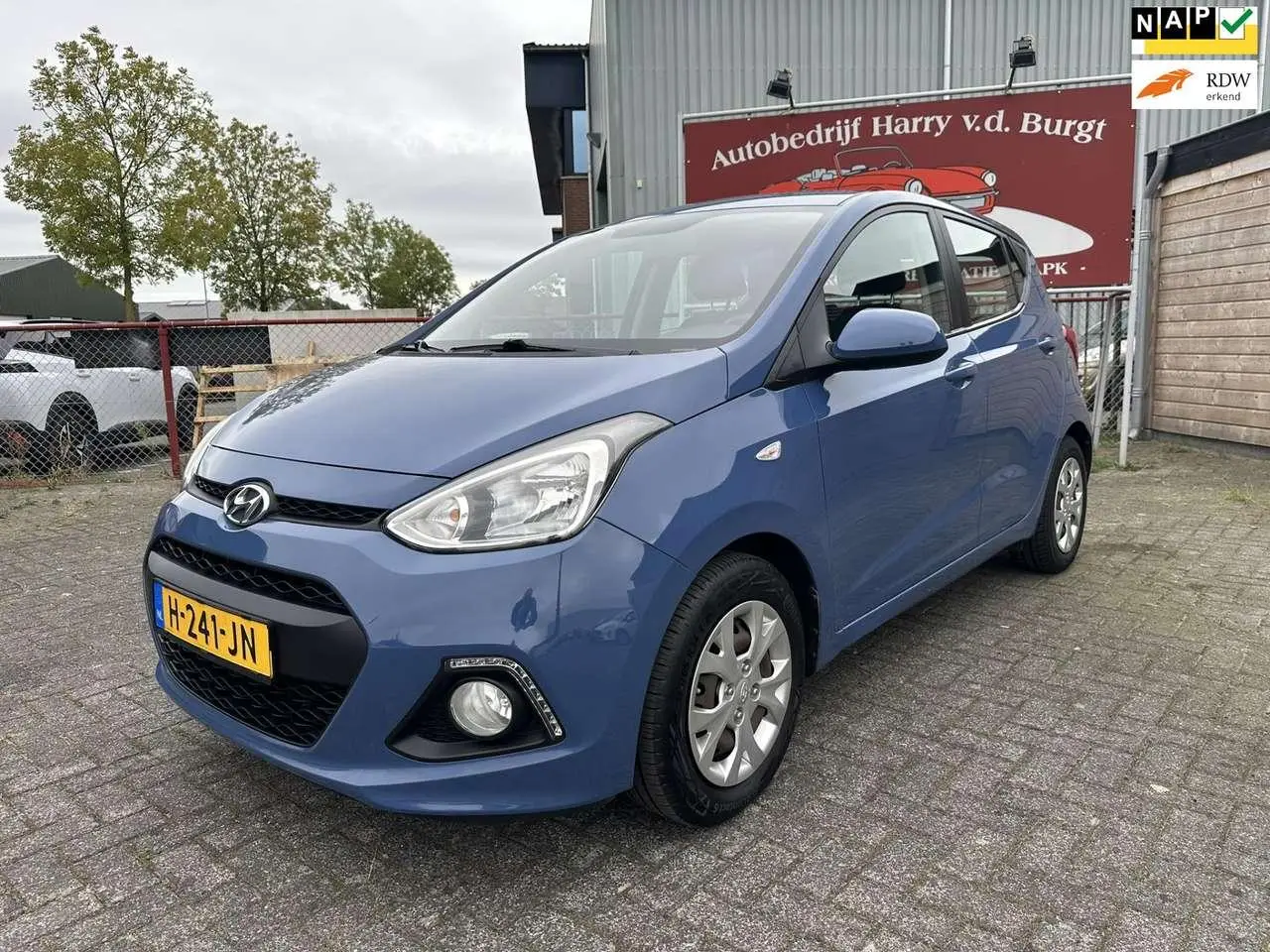 Photo 1 : Hyundai I10 2015 Petrol