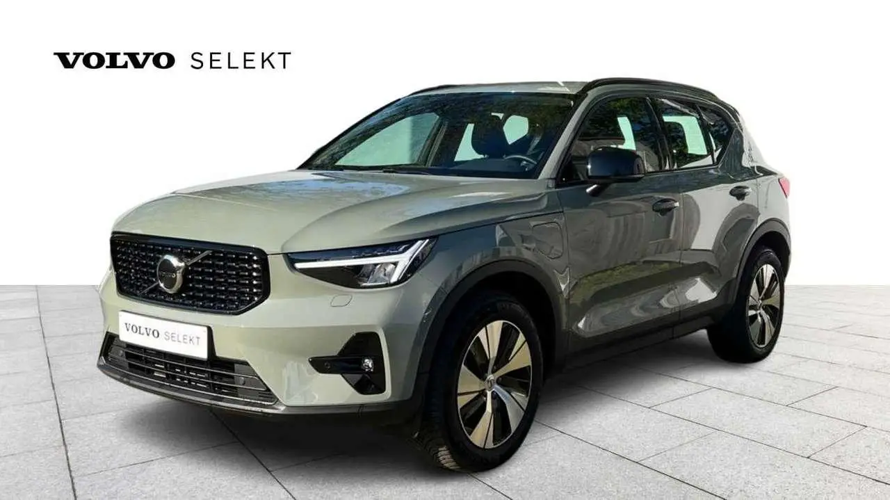 Photo 1 : Volvo Xc40 2023 Hybrid