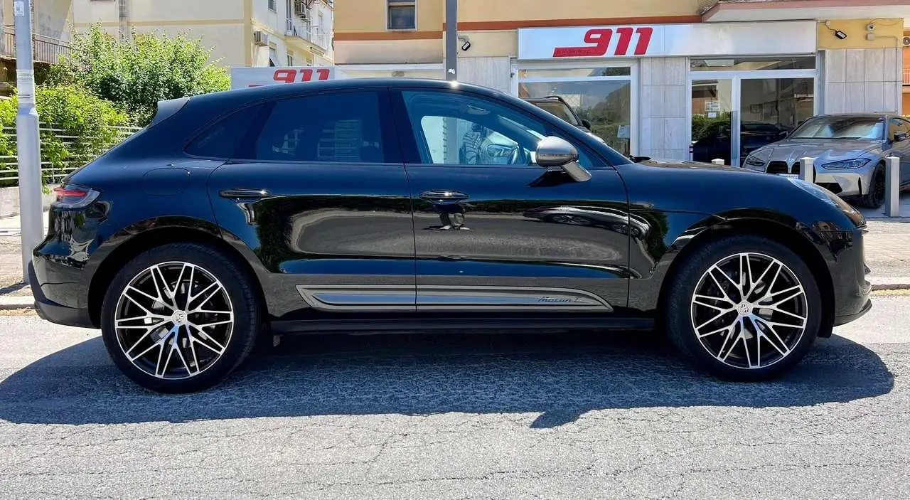 Photo 1 : Porsche Macan 2022 Essence