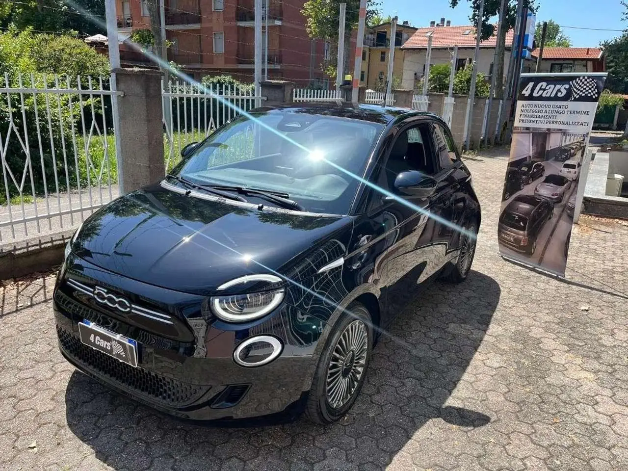 Photo 1 : Fiat 500 2021 Électrique