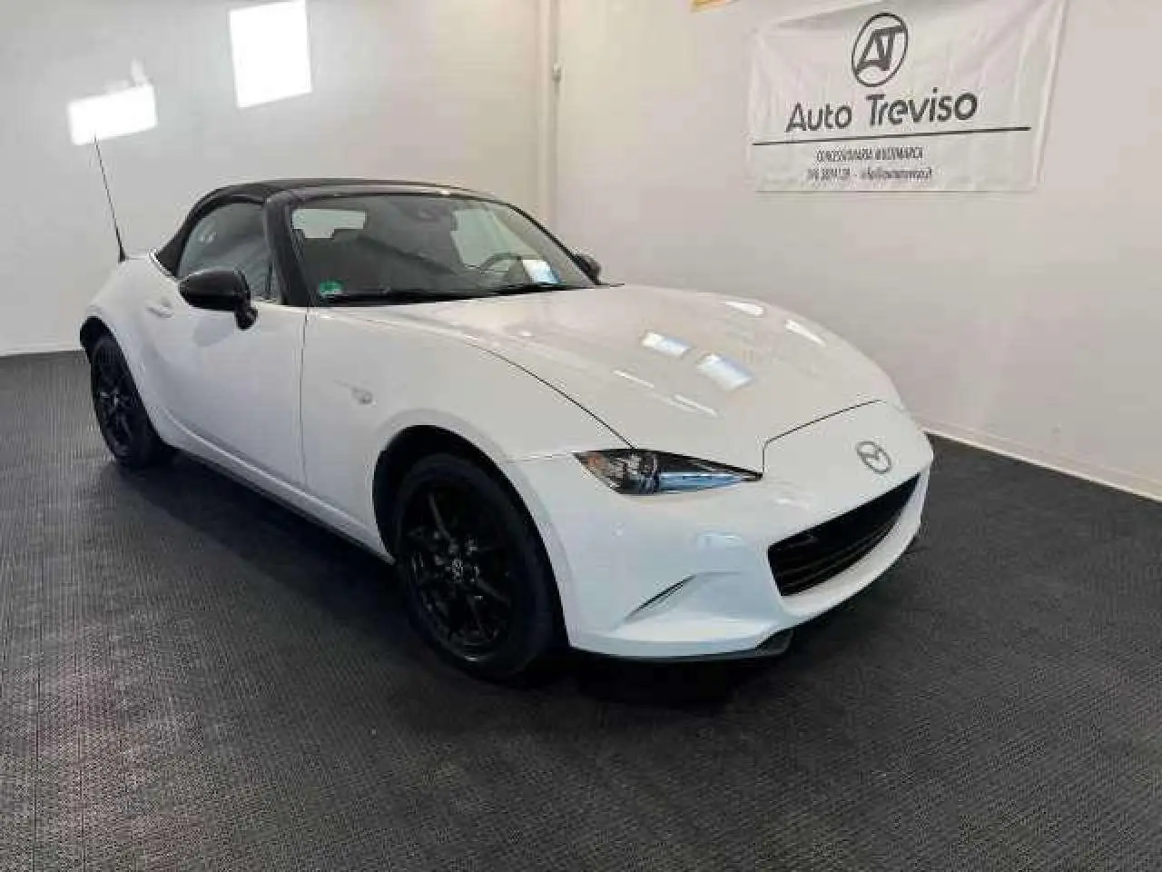 Photo 1 : Mazda Mx-5 2020 Essence