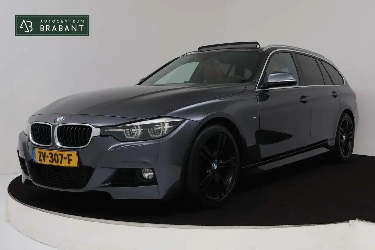 Photo 1 : Bmw Serie 3 2019 Essence