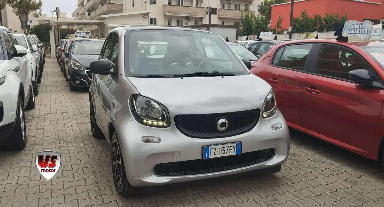 Photo 1 : Smart Fortwo 2016 Essence