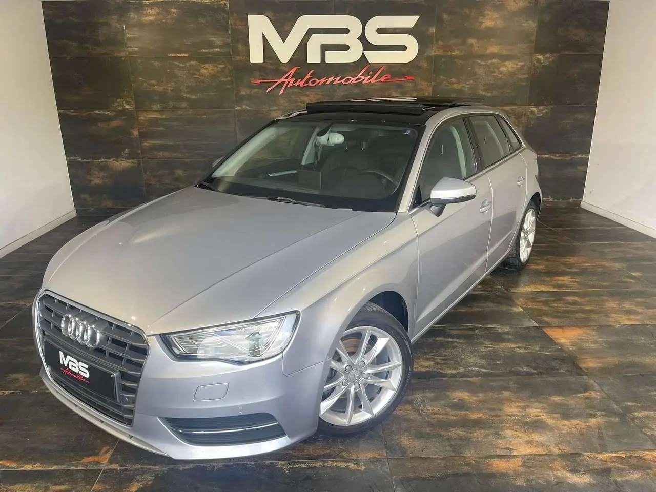 Photo 1 : Audi A3 2015 Petrol